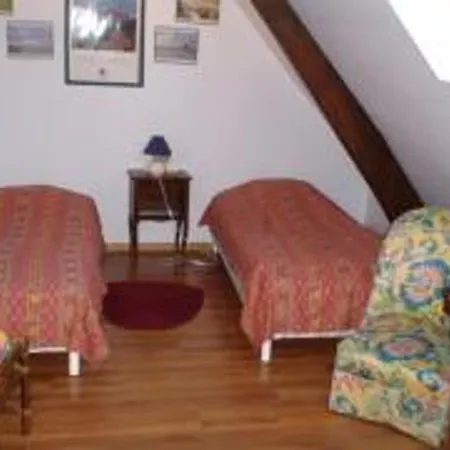 Сasa de vacaciones Avec Jardin, Cheminée, Wi-fi, Idéal Pour Randonnées Et Découvertes Locales - Fr-1-376-70 *